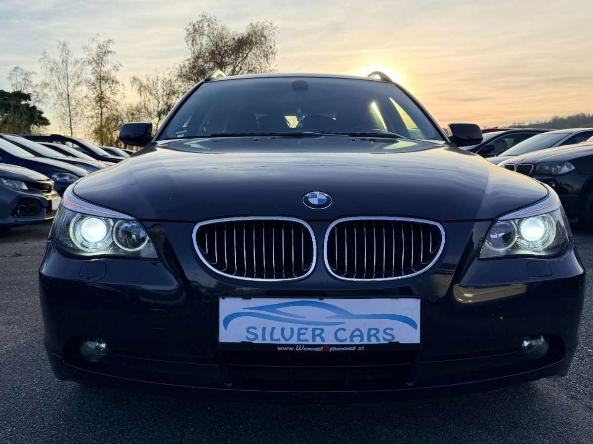 BMW 5er-Reihe 523i Touring Österreich-Paket